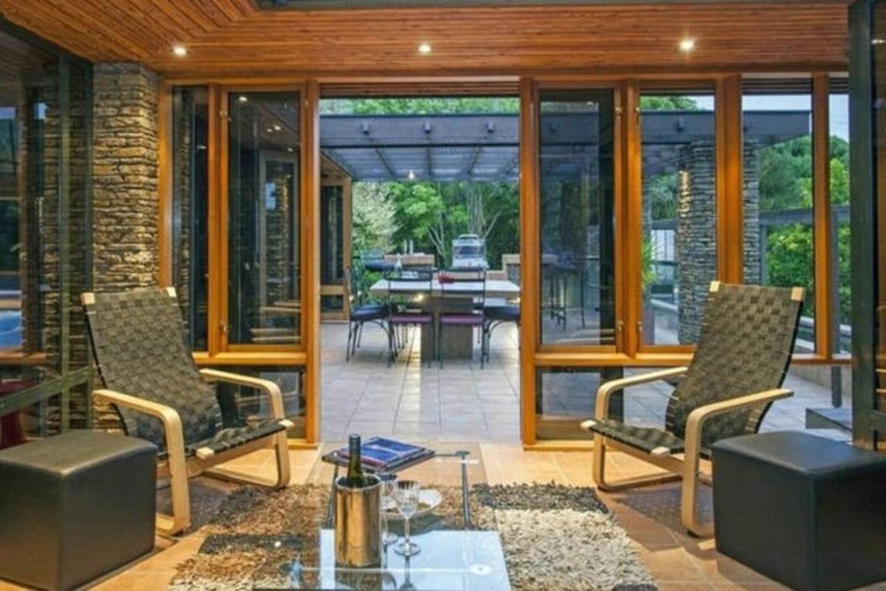 Horotane Luxurious Mansion Villa
